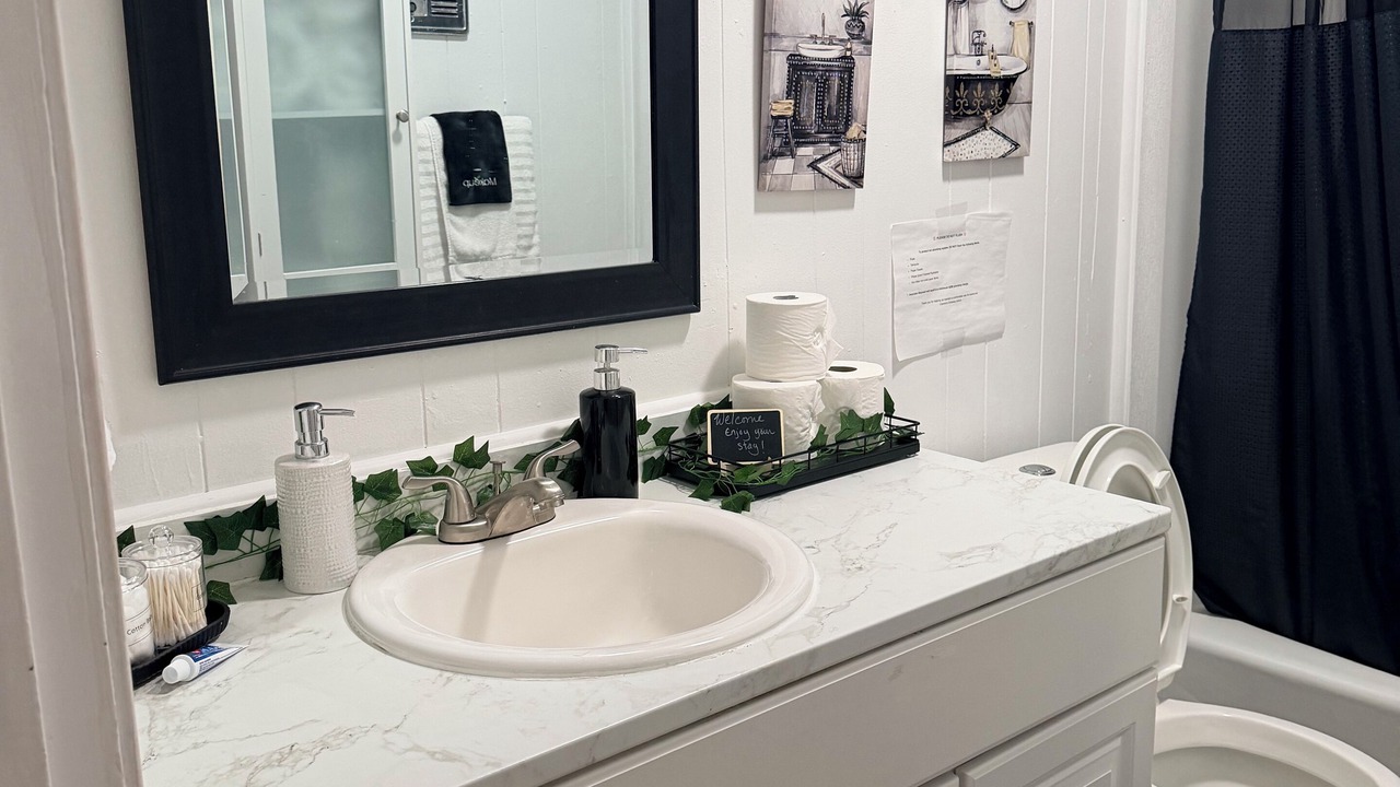 Photo of Bathroom in Carencro