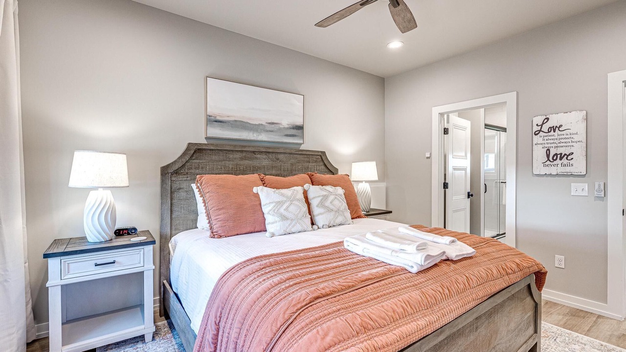 Photo of Bedroom in Eufaula