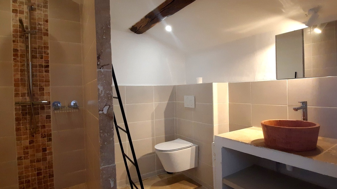 Photo of Bathroom in Malemort-du-Comtat