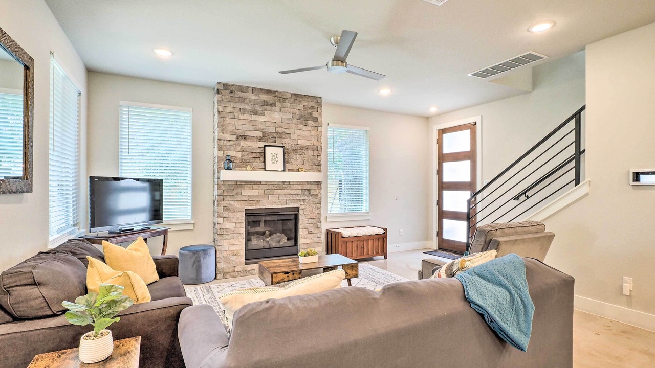 Photo of Livingroom in Georgetown