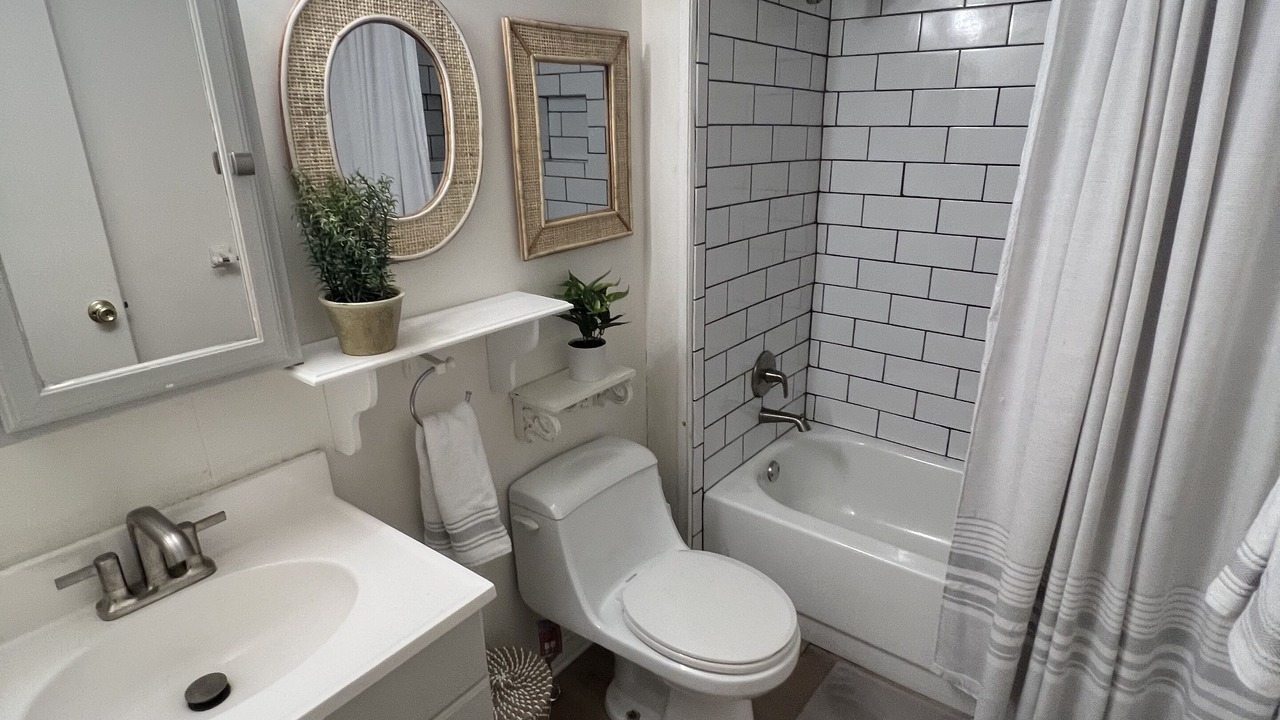 Photo of Bathroom in Eatonton