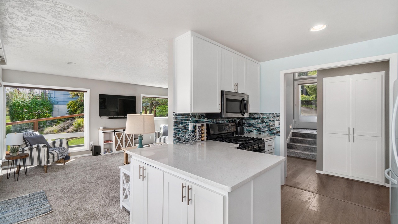 Photo of Kitchen in Longbranch