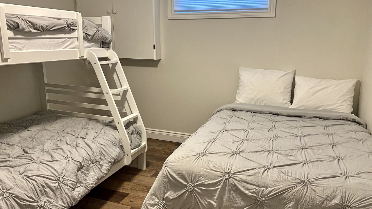 Photo of Bedroom in Grand Bend