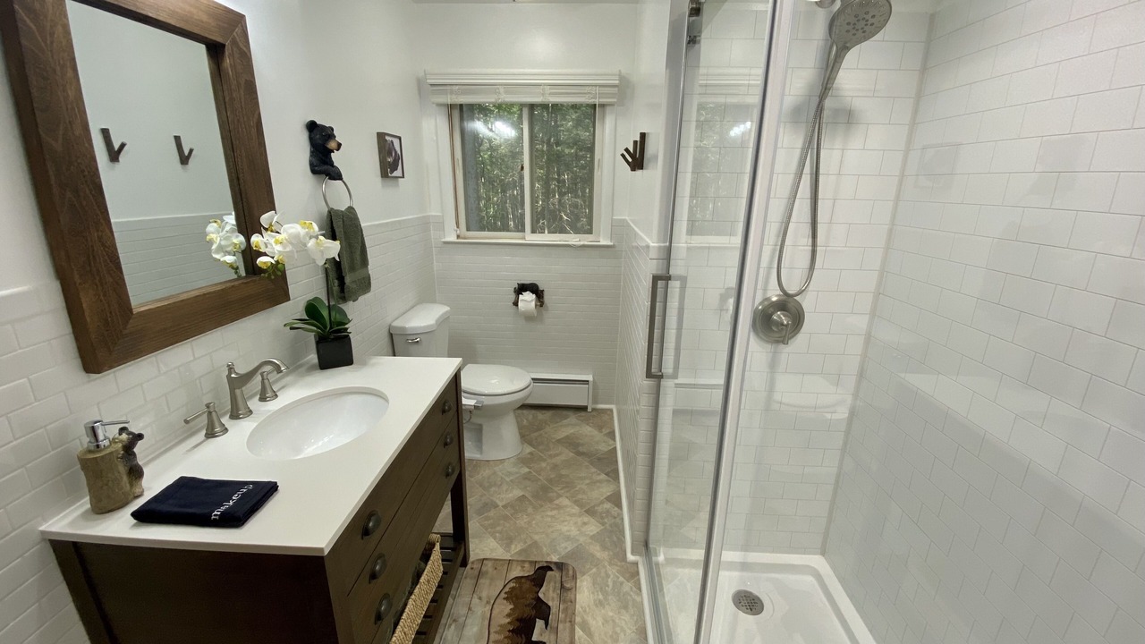 Photo of Bathroom in Woodridge