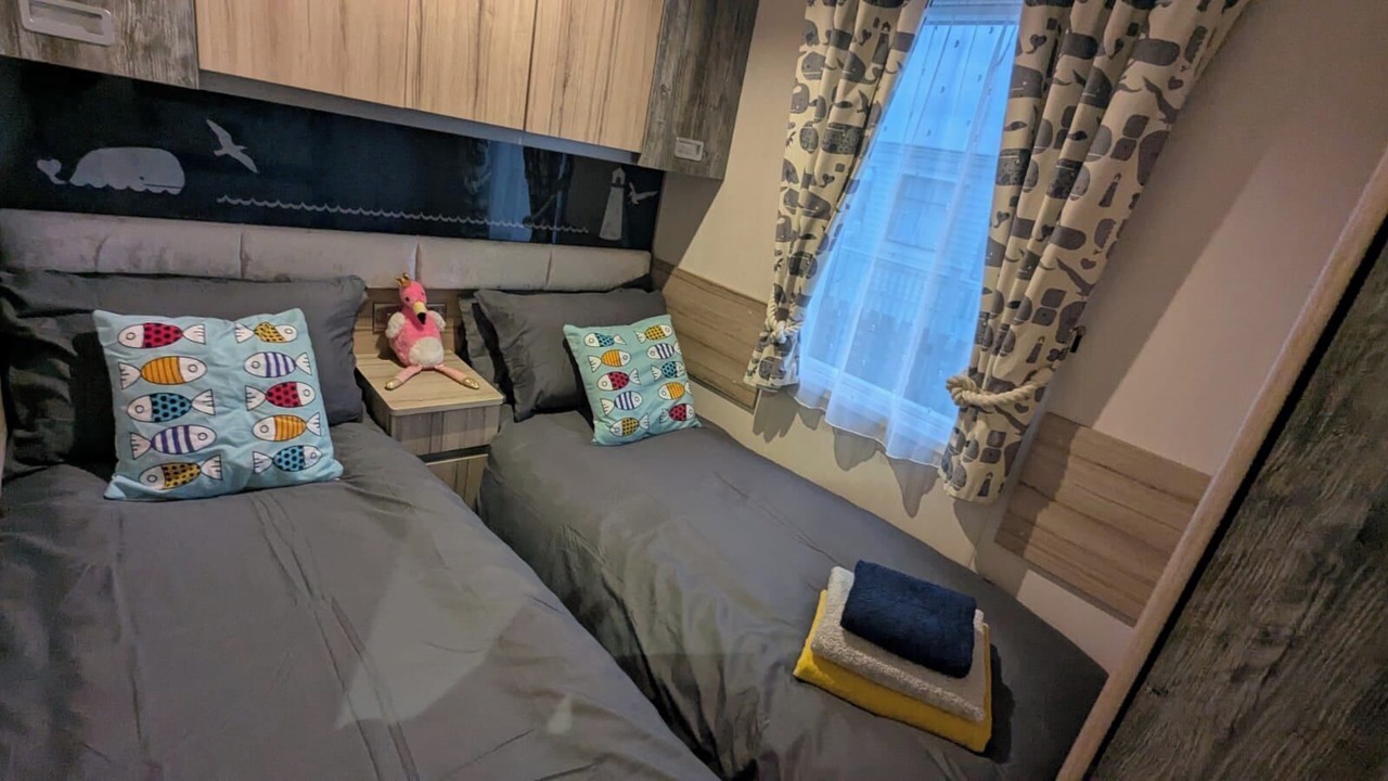 Photo of Others in Sandilands