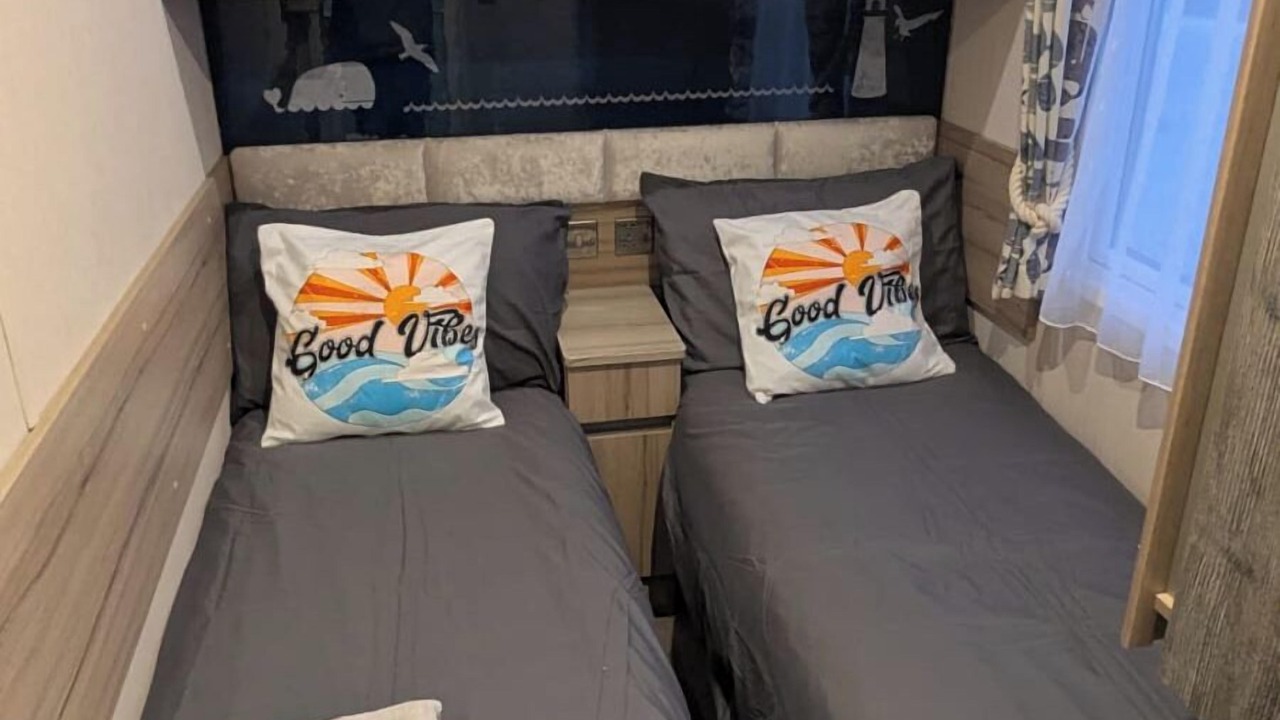 Photo of Others in Sandilands