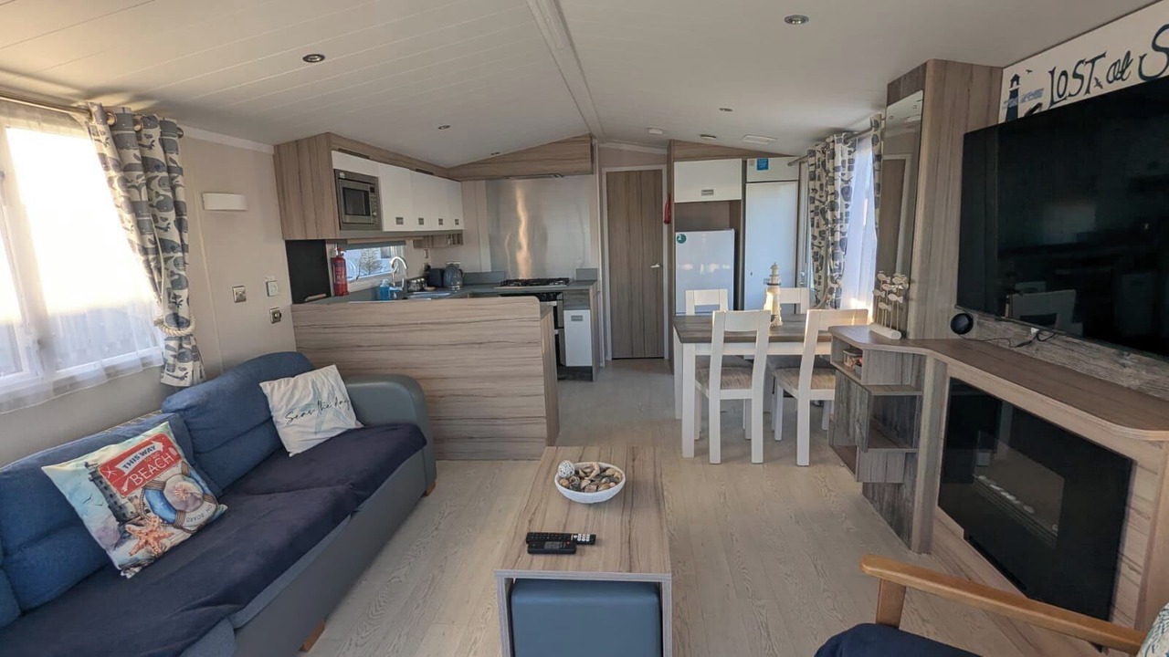 Photo of Others in Sandilands