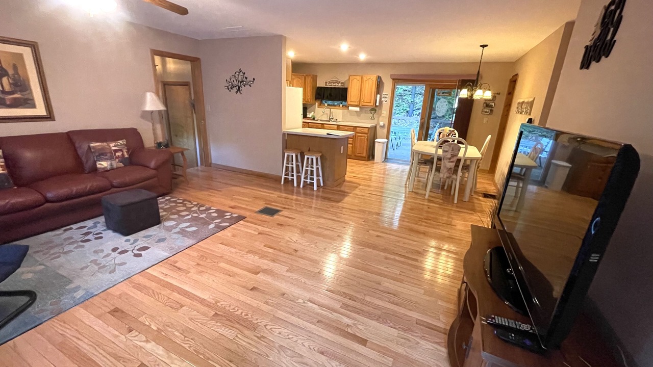 Photo of Livingroom in North Creek