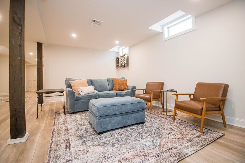 Photo of Livingroom in Wolfeboro