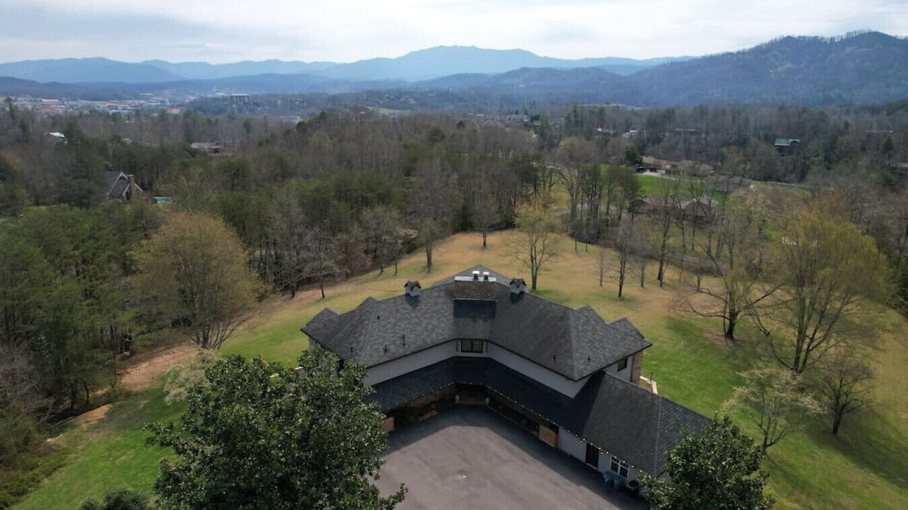 Photo of Others in Pigeon Forge