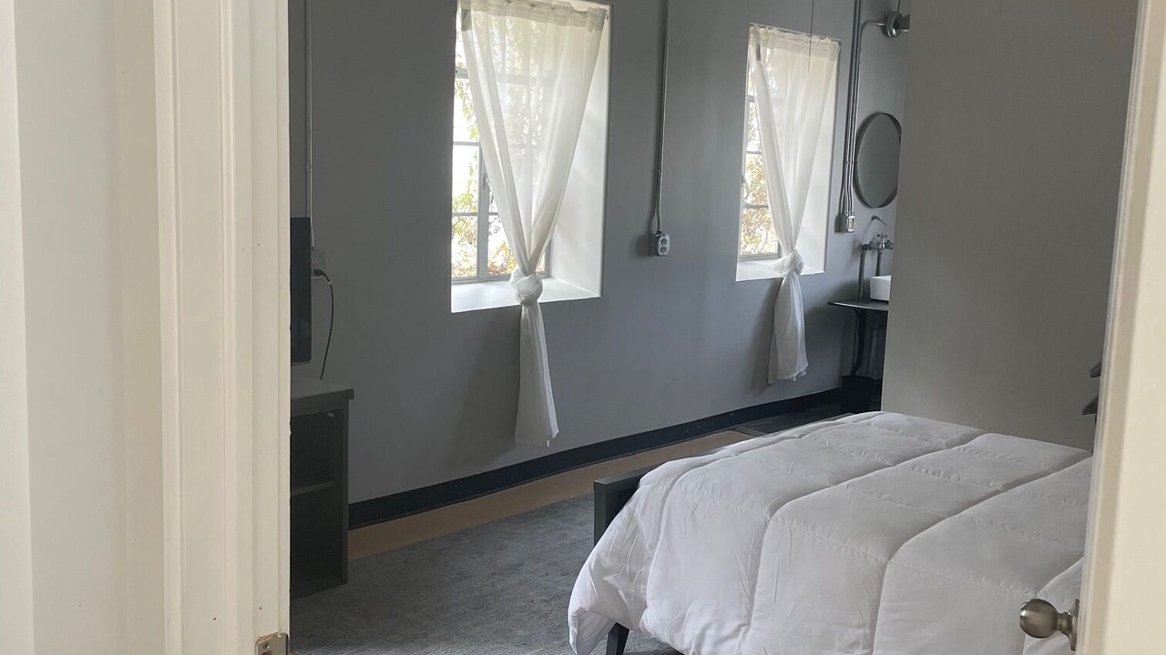 Photo of Bedroom in Winfield