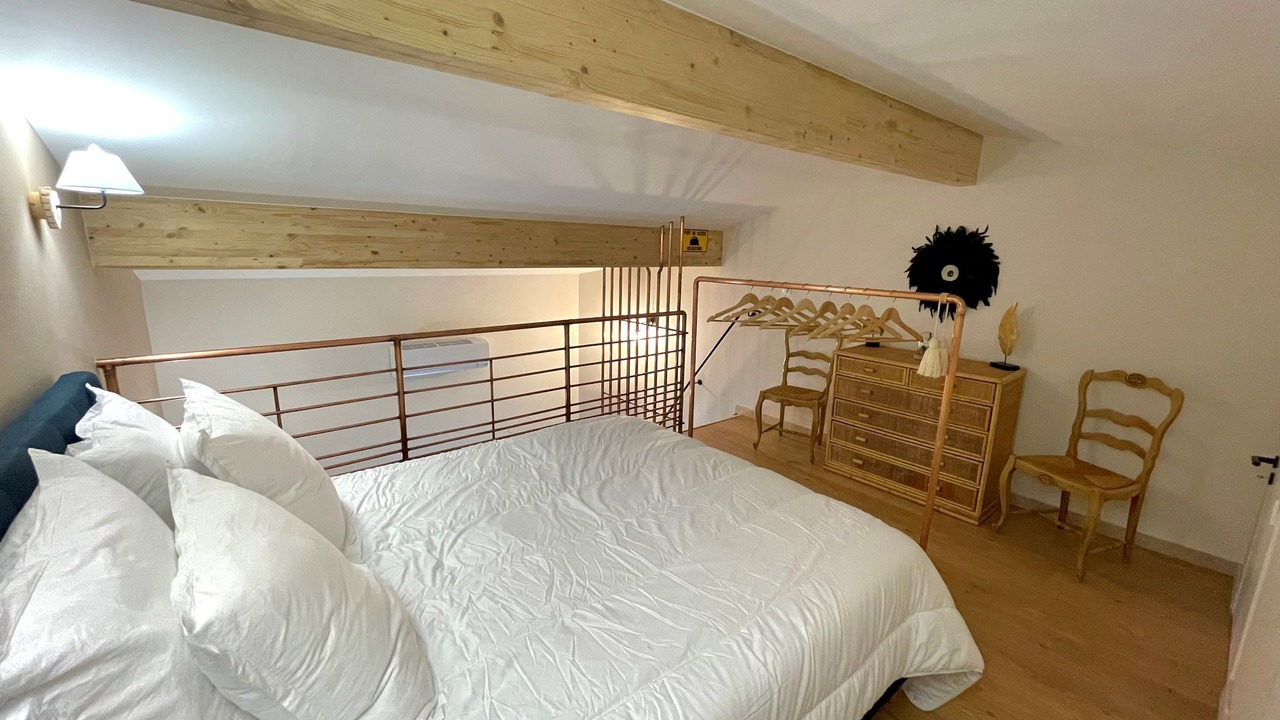 Photo of Bedroom in Caux-et-Sauzens