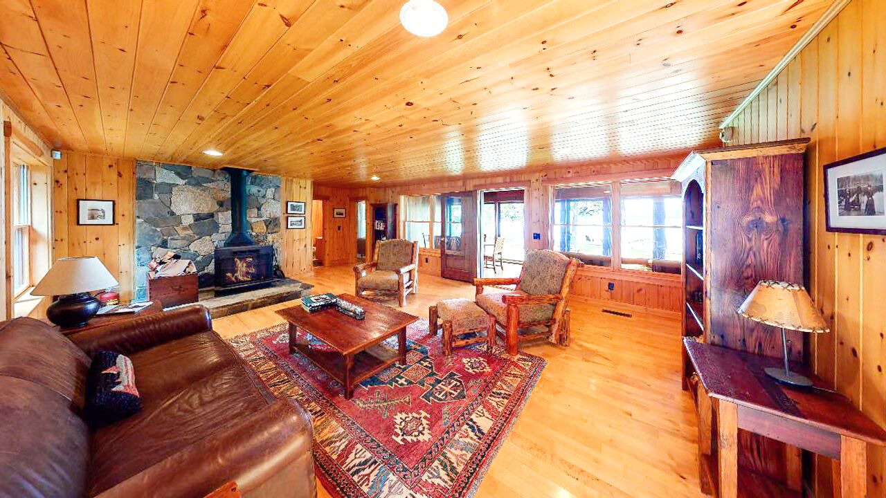 Photo of Livingroom in Greenville Junction