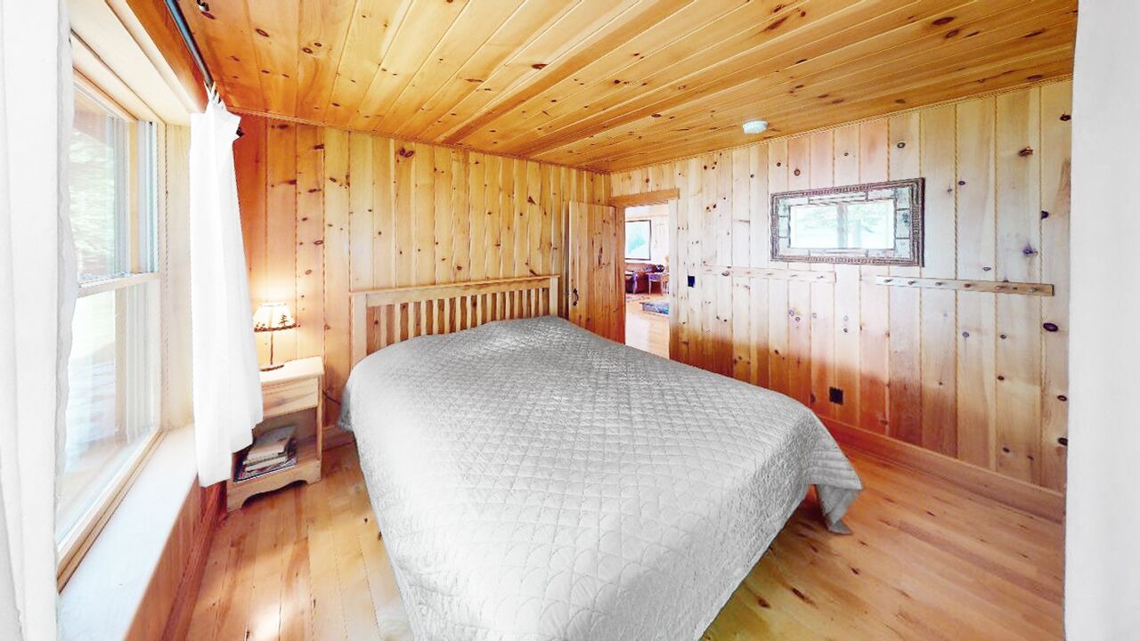 Photo of Bedroom in Greenville Junction