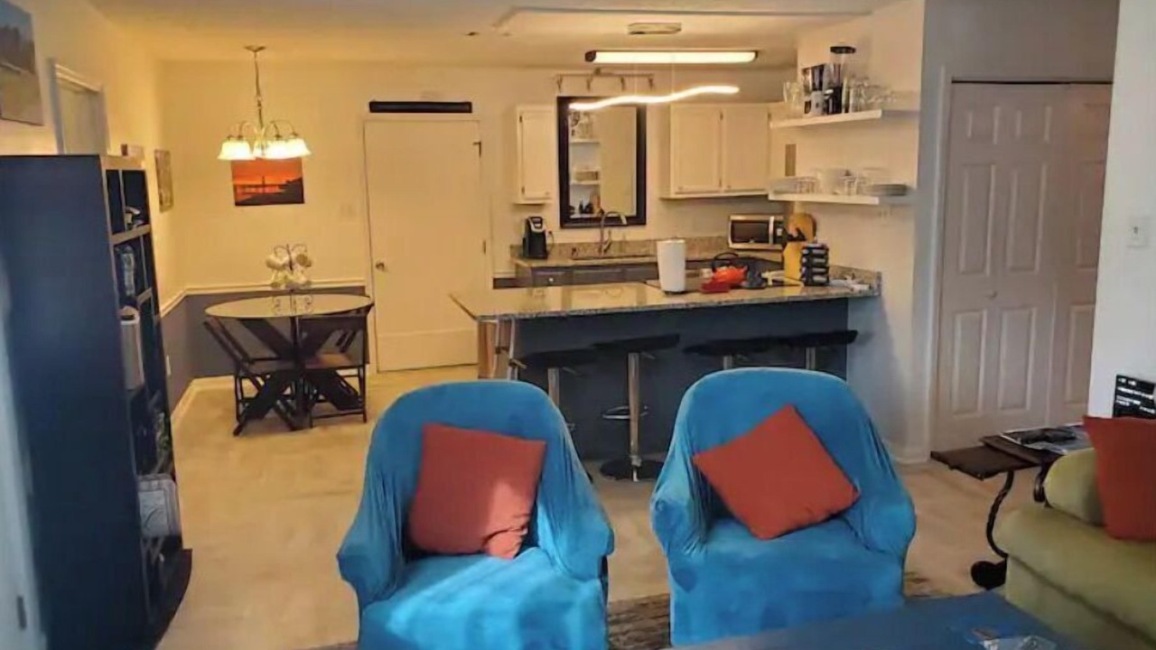 Photo of Livingroom in St. Marys