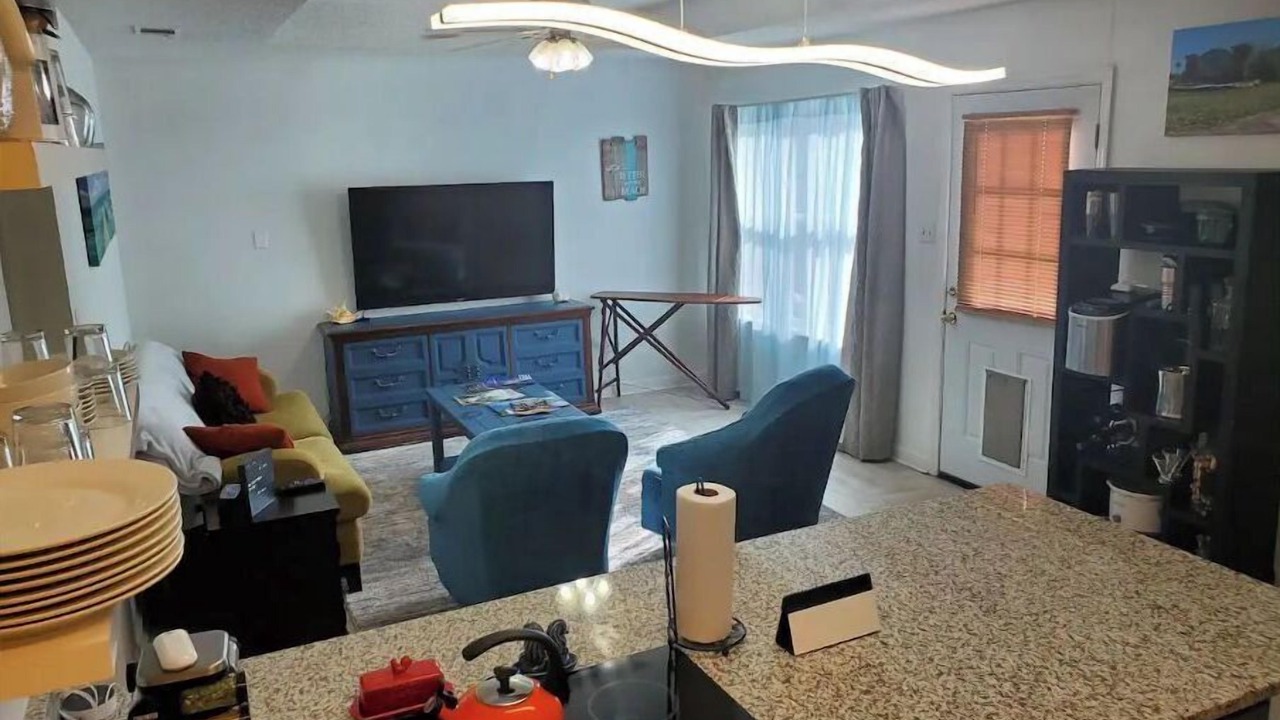 Photo of Livingroom in St. Marys