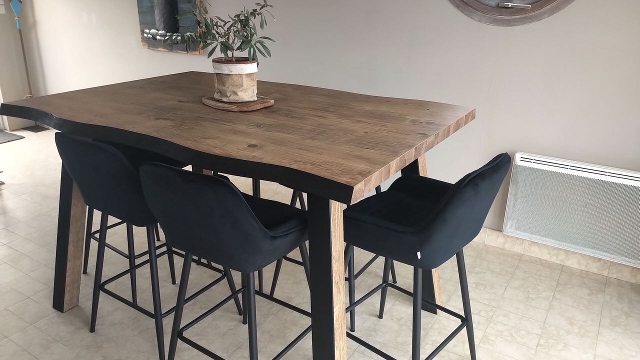 Photo of Others in Reville