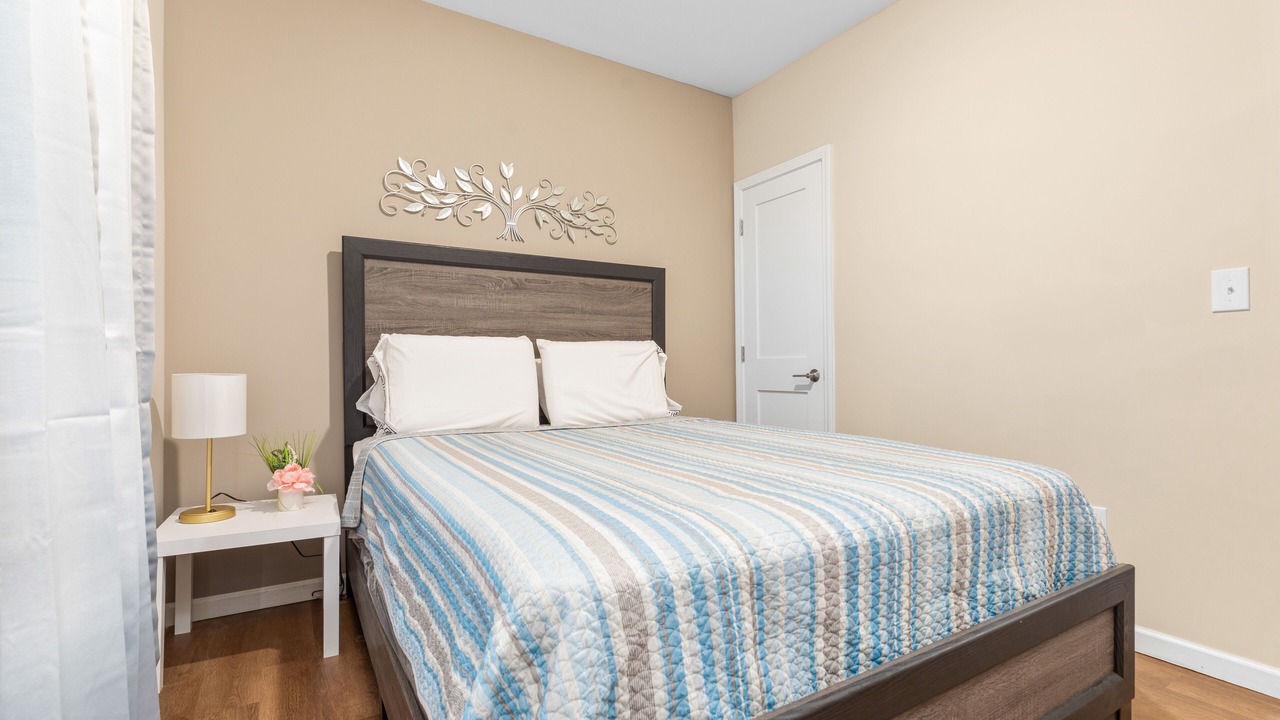 Photo of Bedroom in Utica
