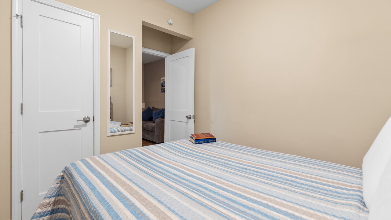 Photo of Bedroom in Utica