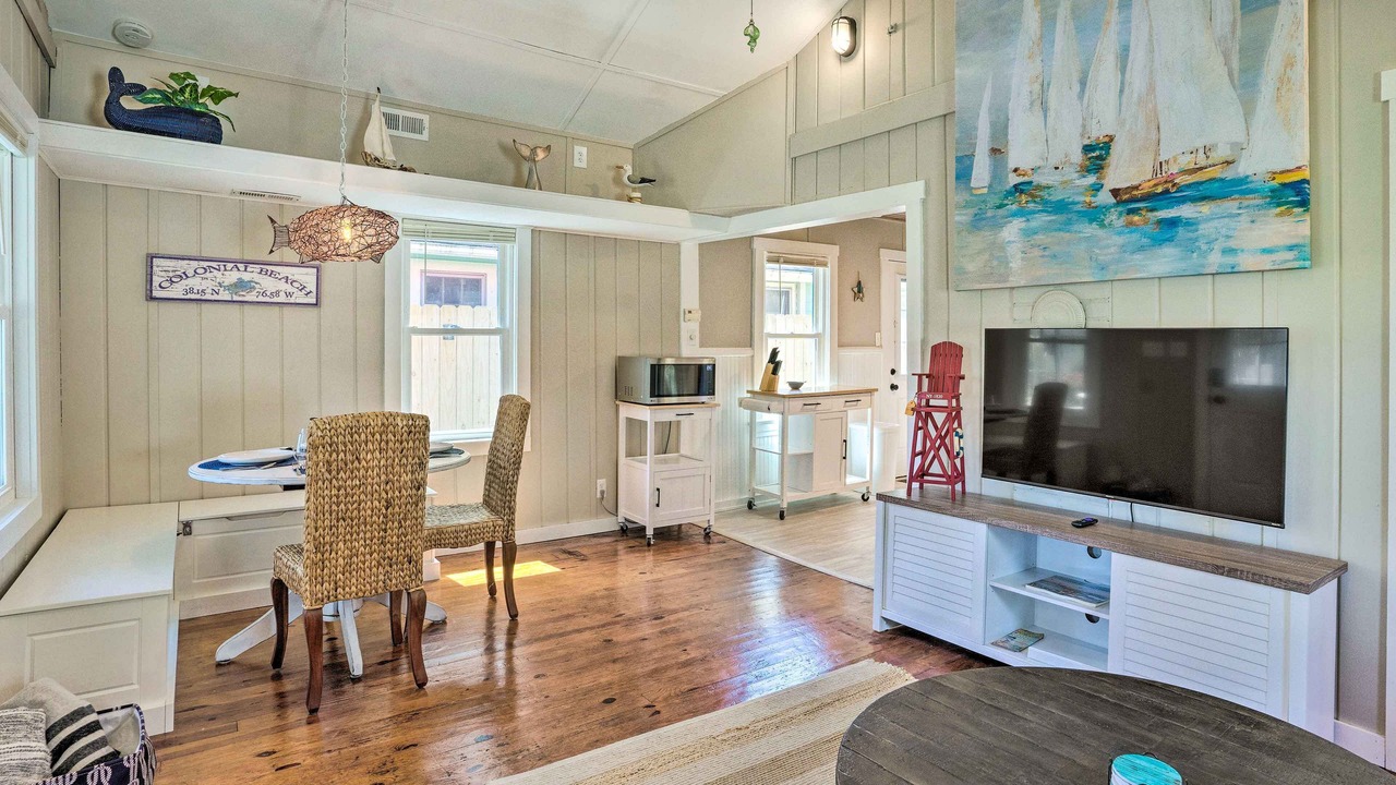 Photo of Bedroom in Colonial Beach