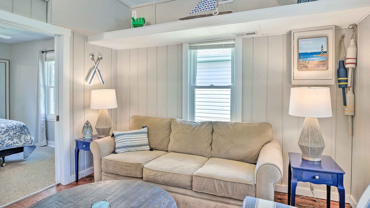 Photo of Bedroom in Colonial Beach
