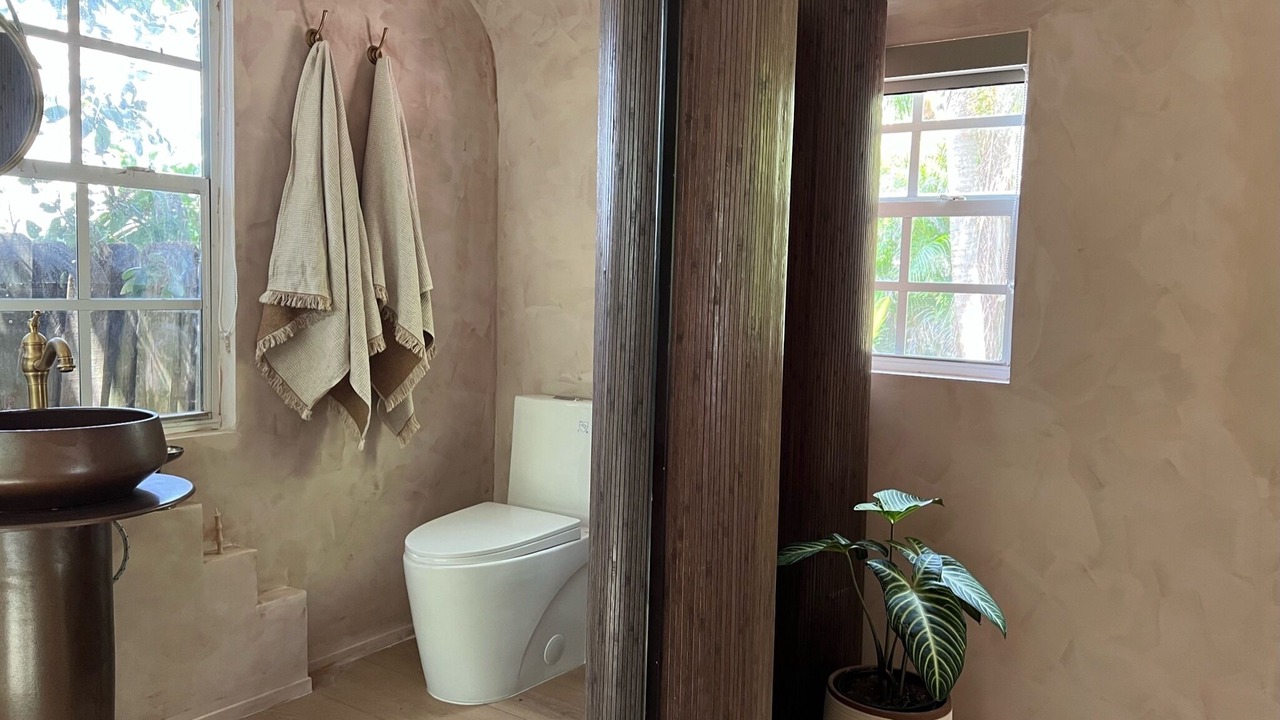 Photo of Bathroom in Croissant Park