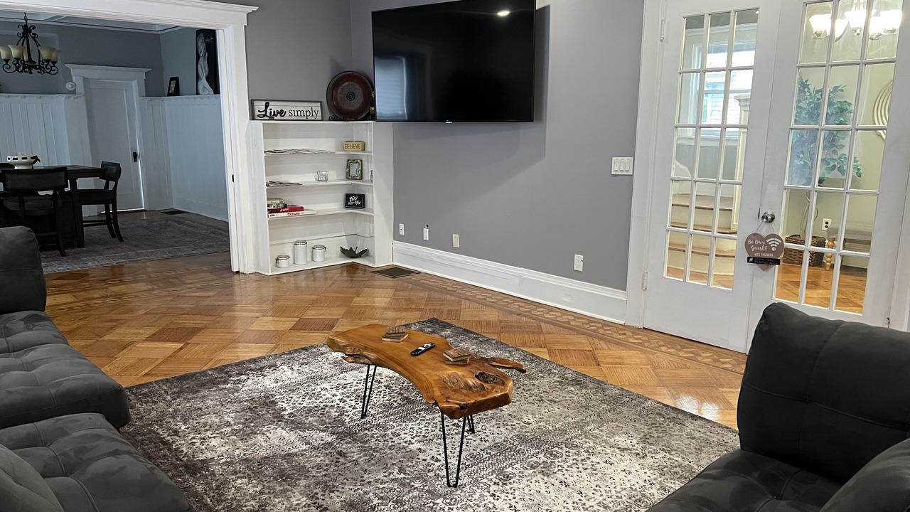Photo of Livingroom in East Orange