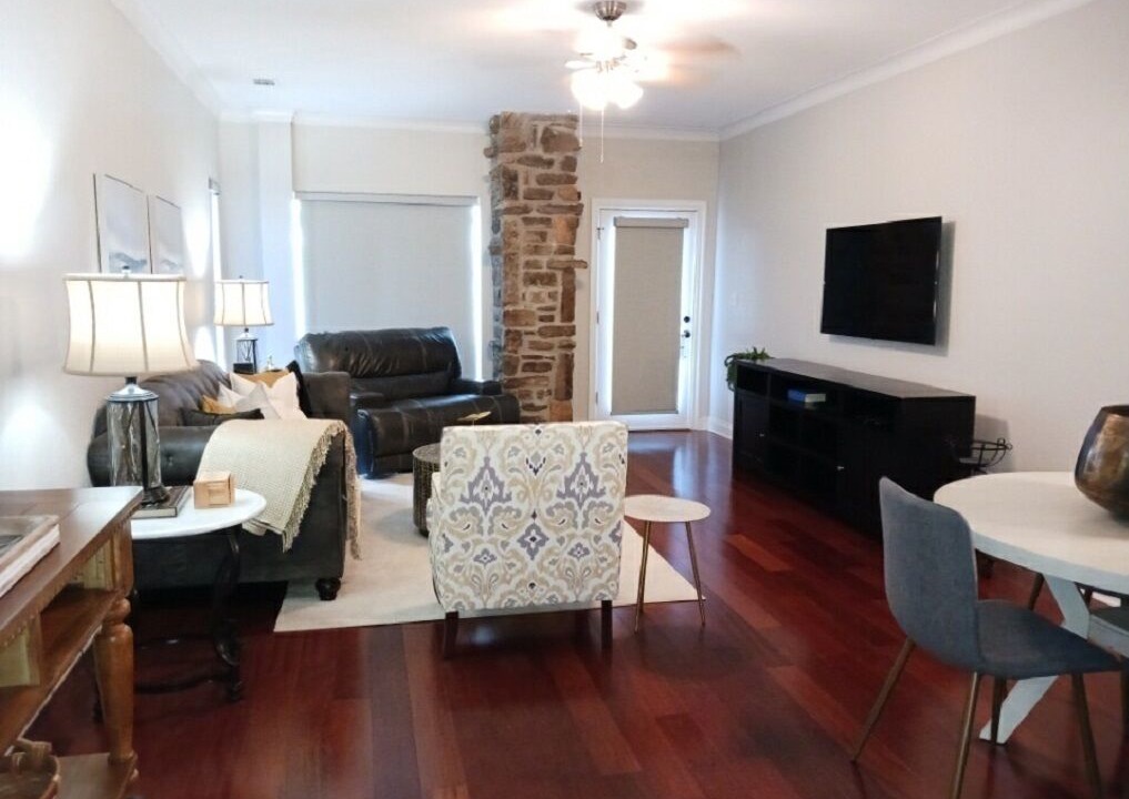 Photo of Livingroom in Jones Mills