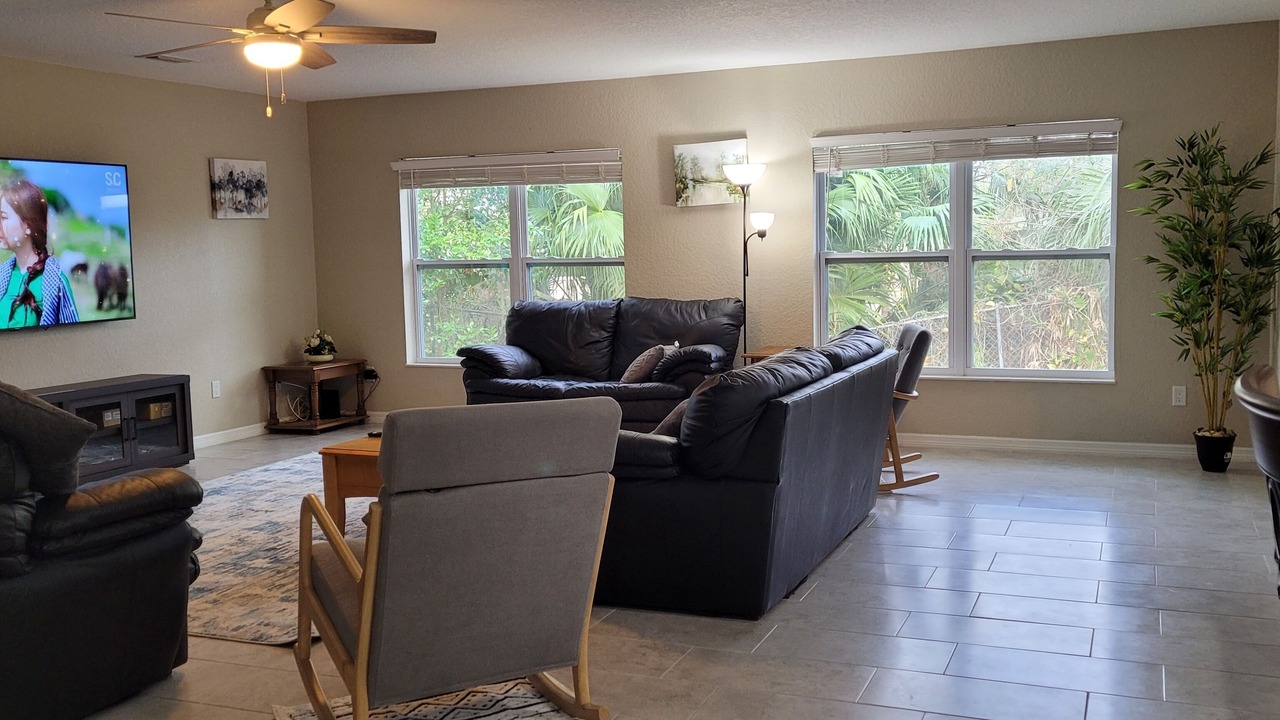 Photo of Livingroom in Daytona Beach