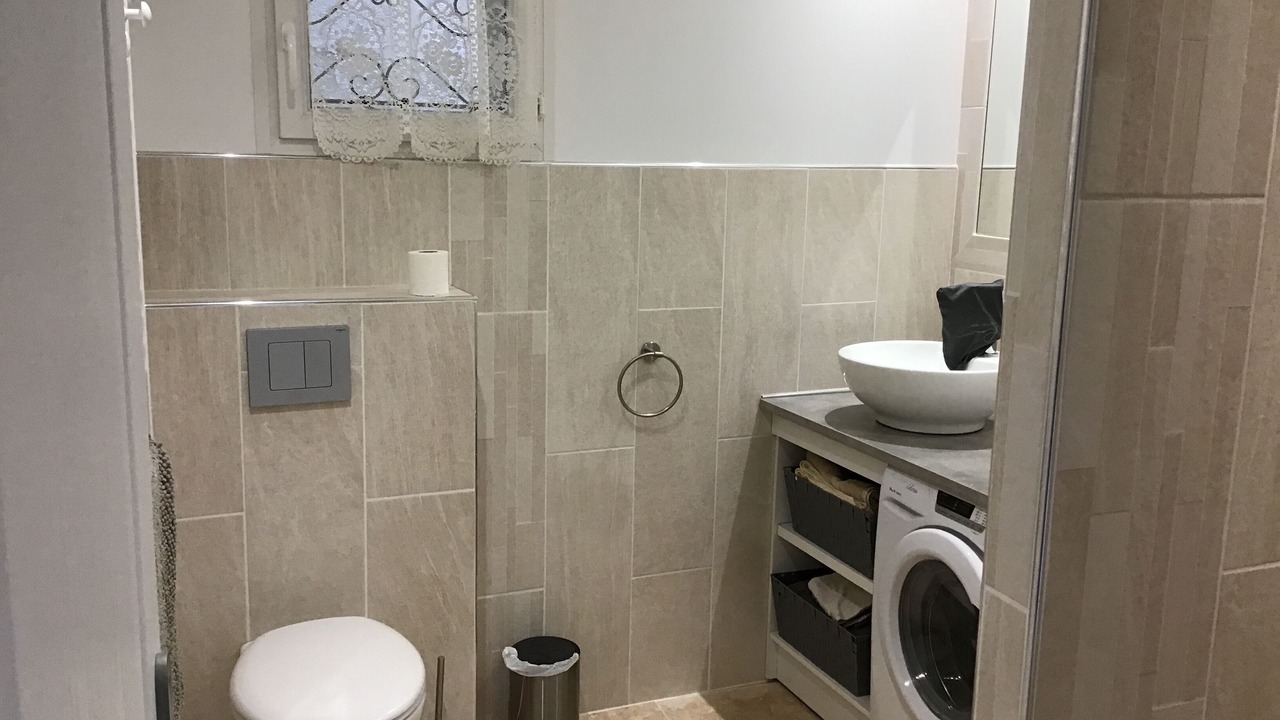 Photo of Bathroom in Bergerac