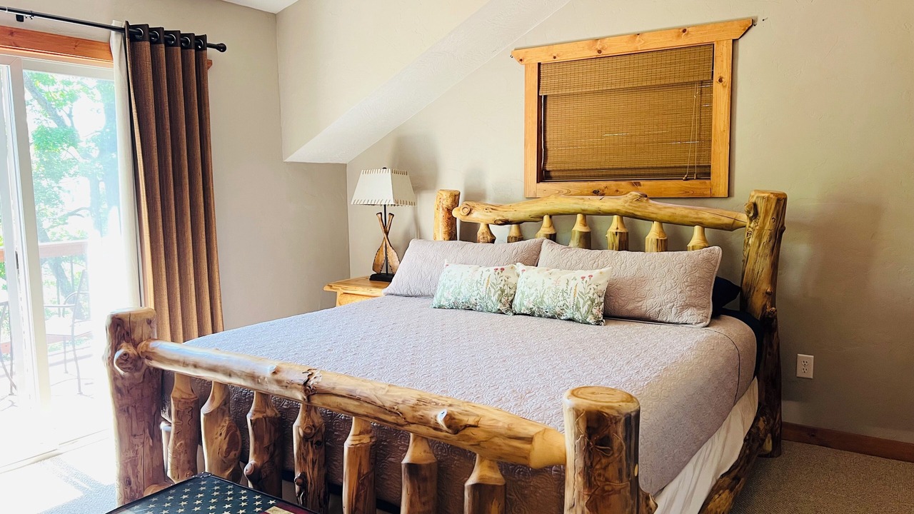 Photo of Bedroom in Lampe