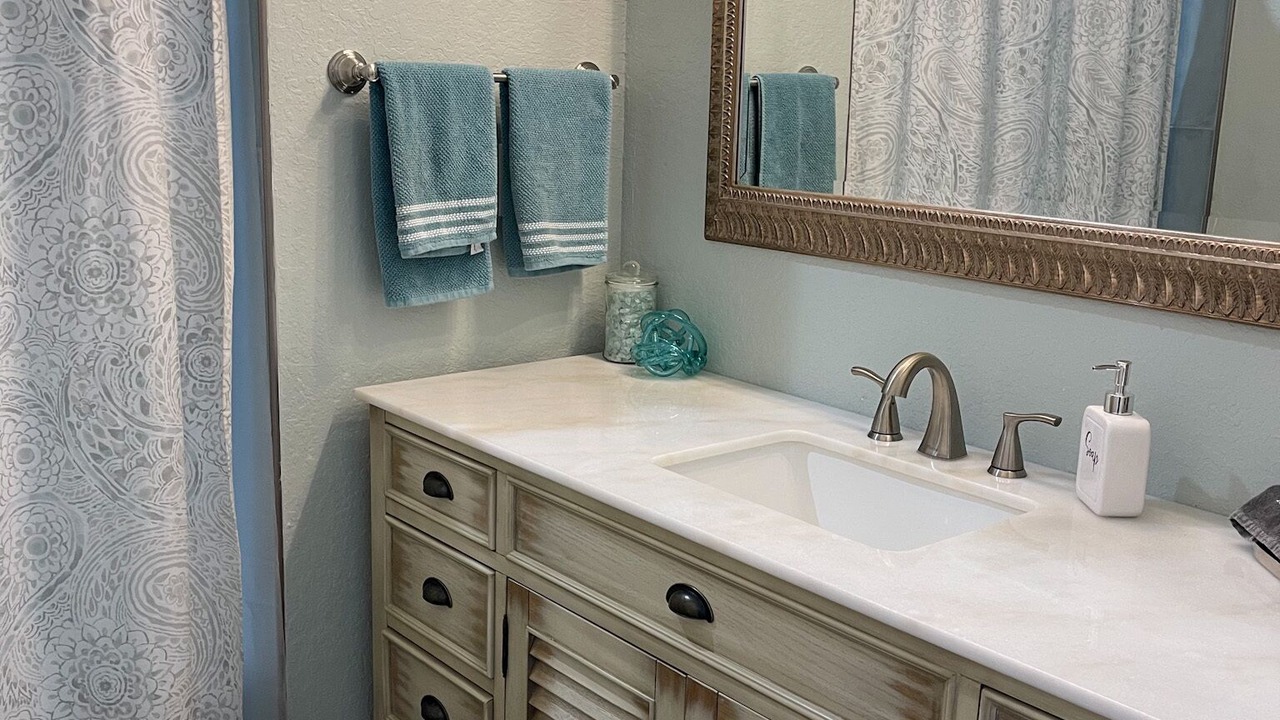 Photo of Bathroom in Crooked Lake