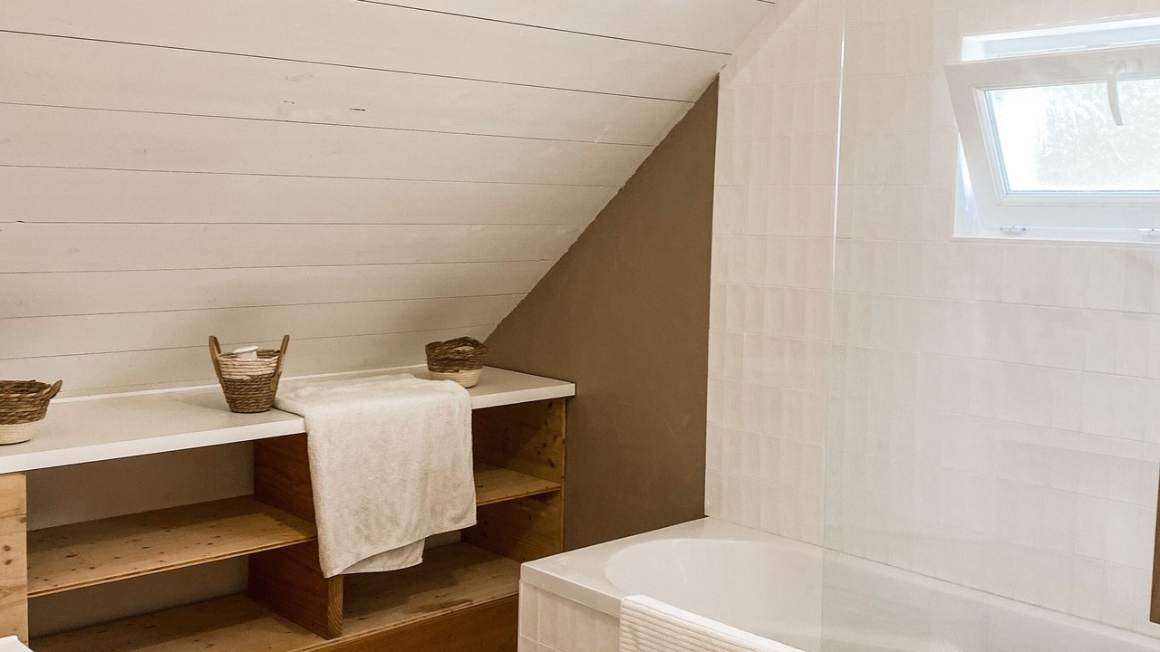 Photo of Bathroom in Saint-Michel-en-Greve