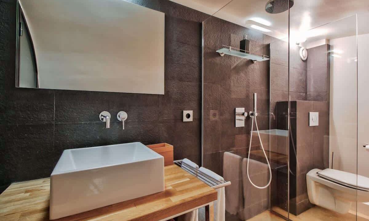 Photo of Bathroom in Enfants-Rouges