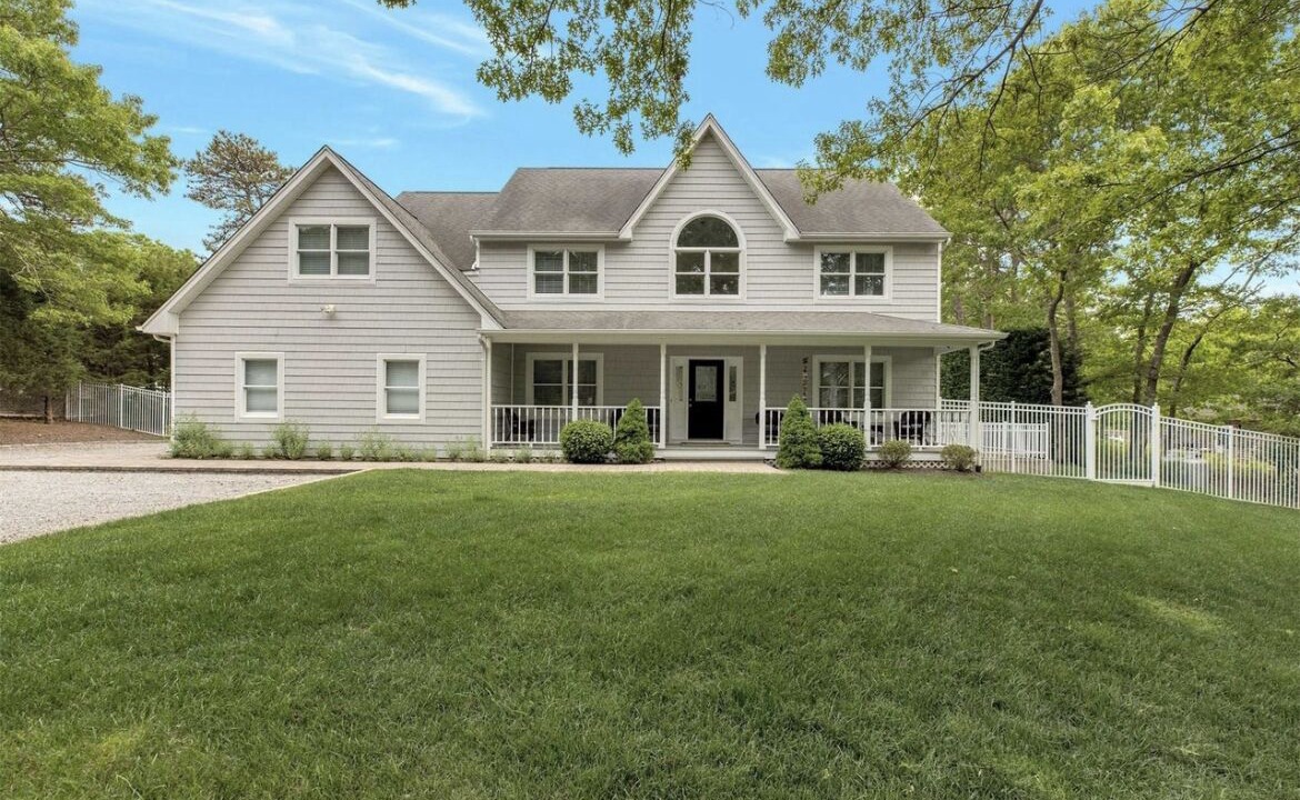 Photo of Outdoor in Hampton Bays