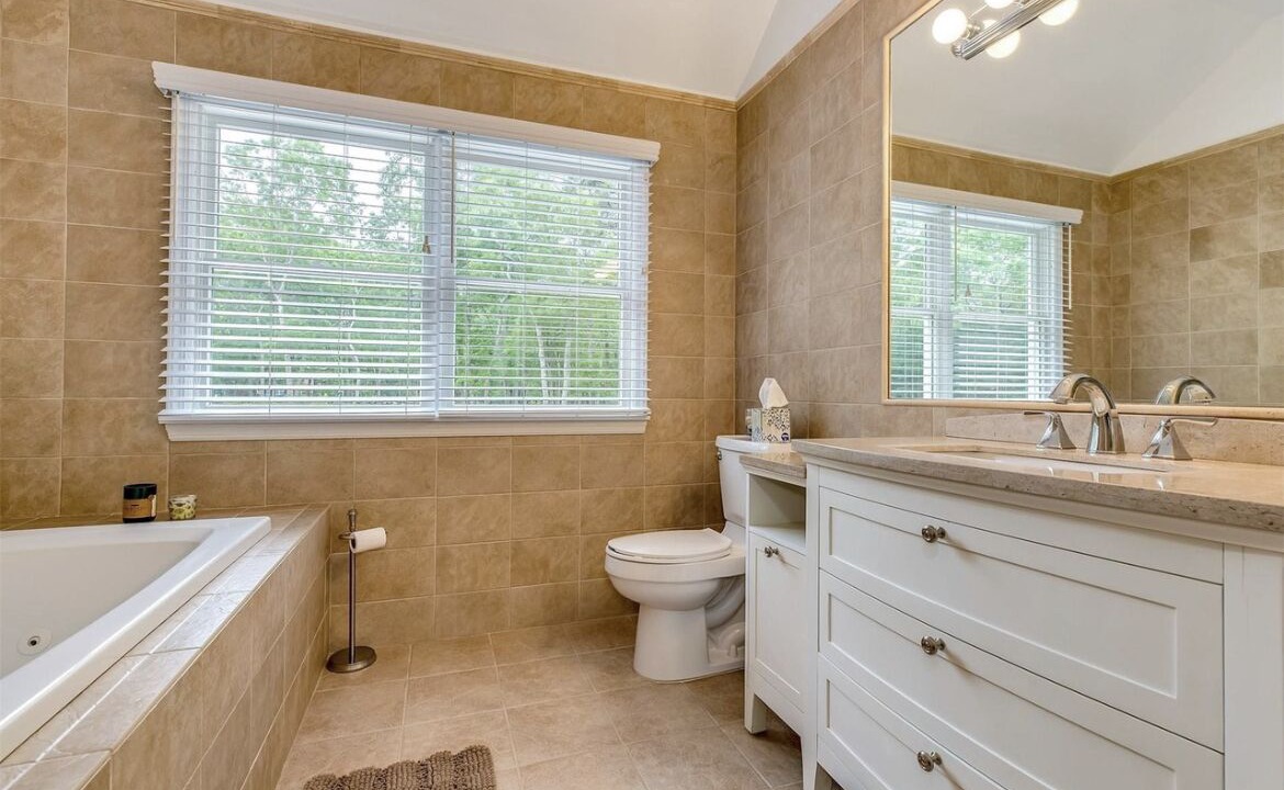 Photo of Bathroom in Hampton Bays