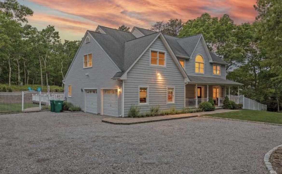 Photo of Outdoor in Hampton Bays