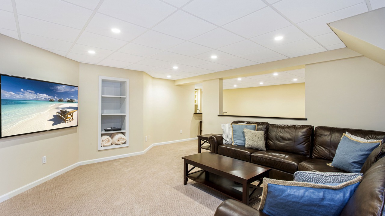 Photo of Livingroom in Hampton Bays