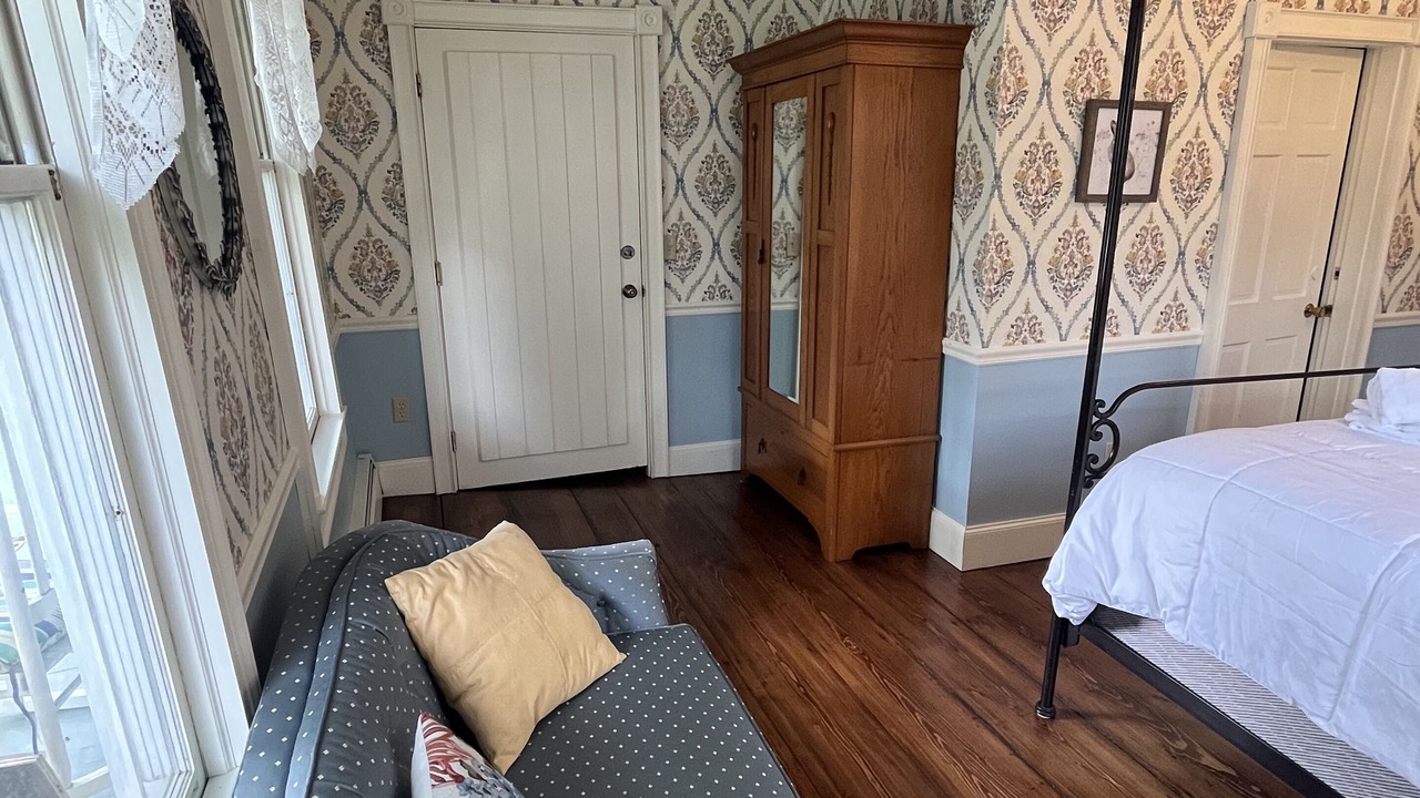 Photo of Bedroom in Chester Depot