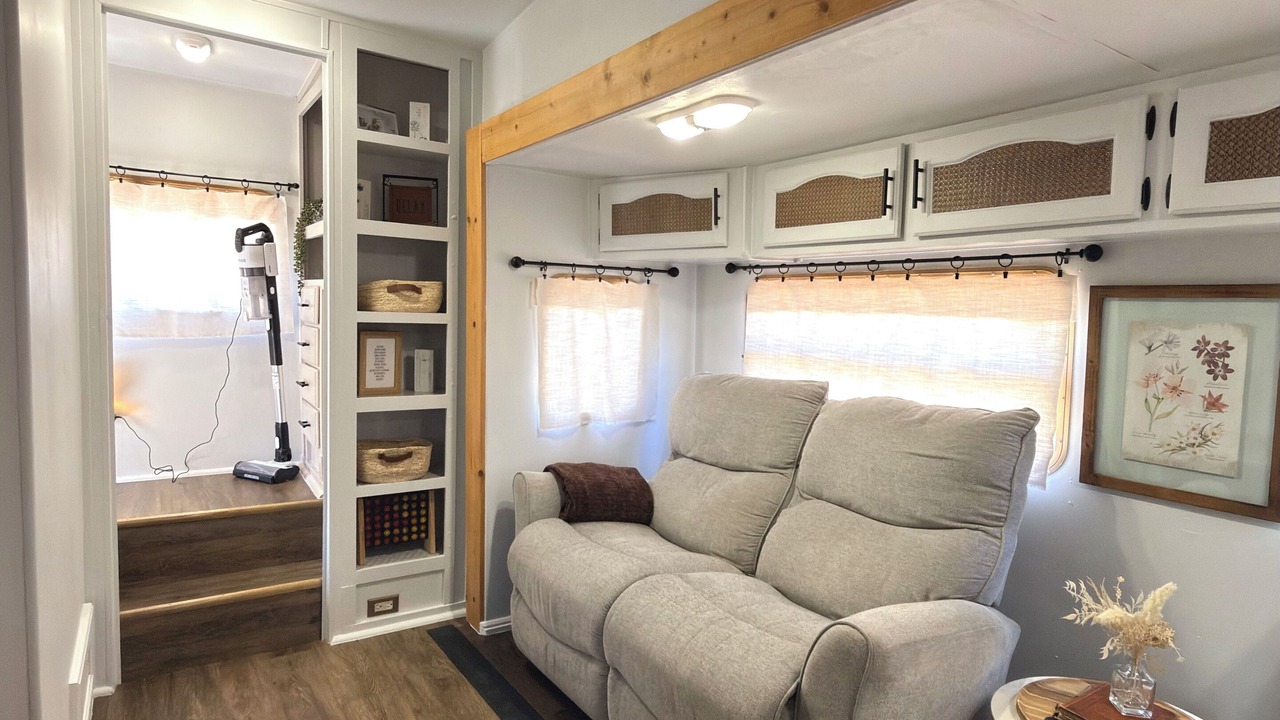 Photo of Livingroom in Pendleton