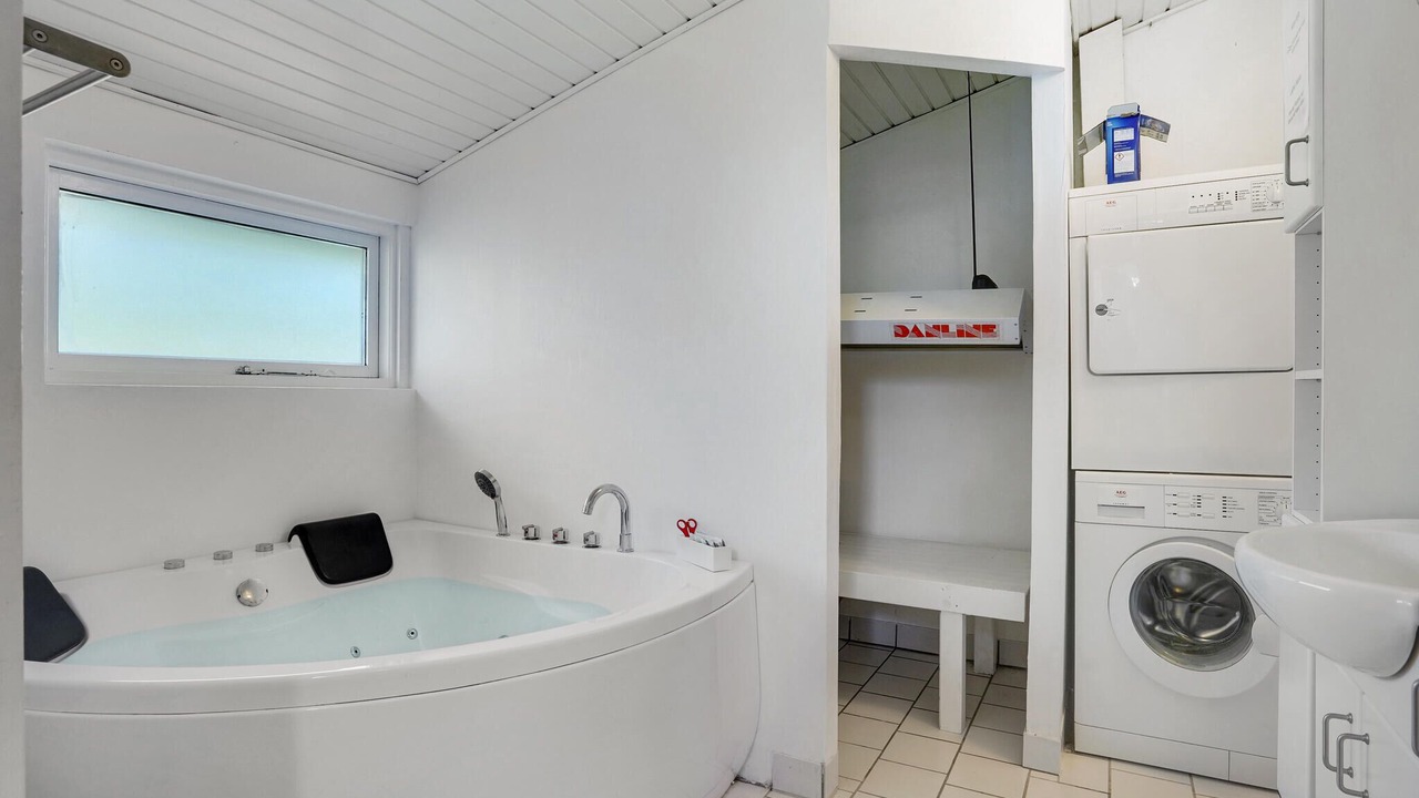 Photo of Bathroom in Grenaa
