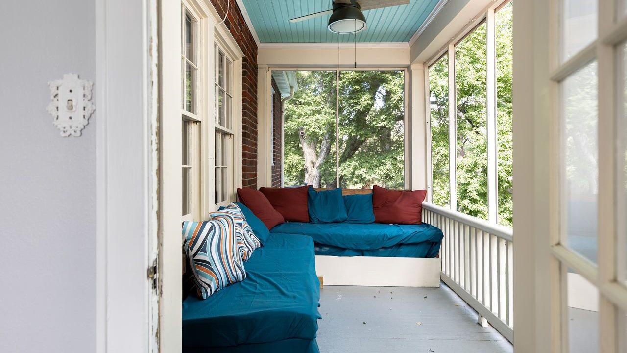 Photo of Livingroom in Waynesboro