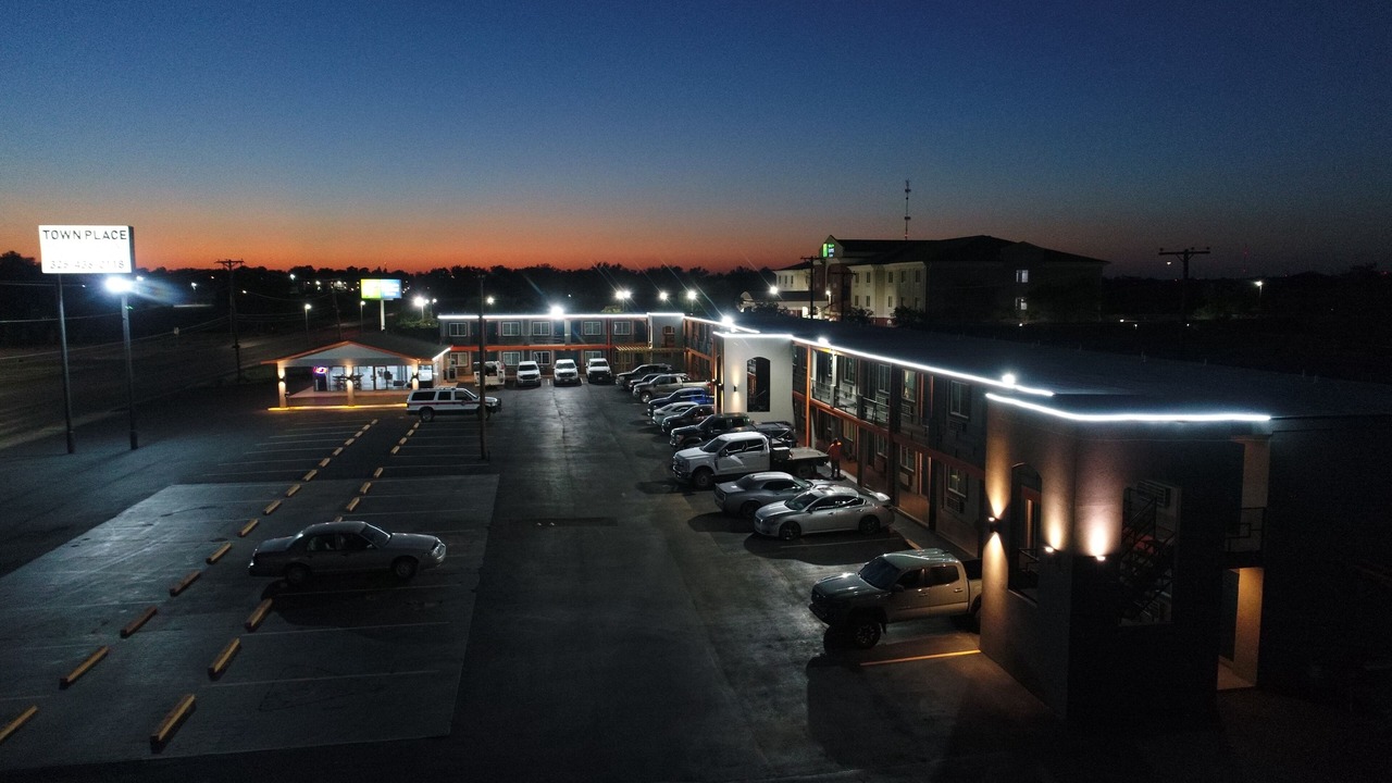 Photo of Outdoor in Ira