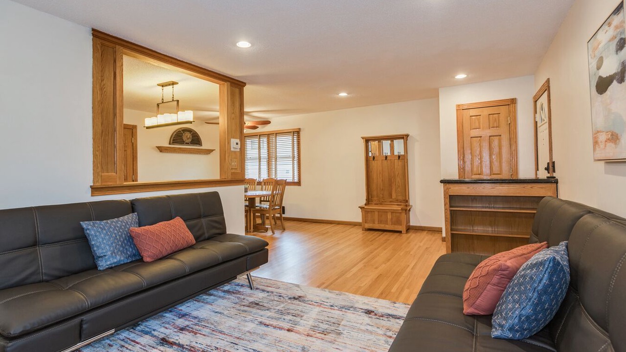 Photo of Livingroom in St. Anthony
