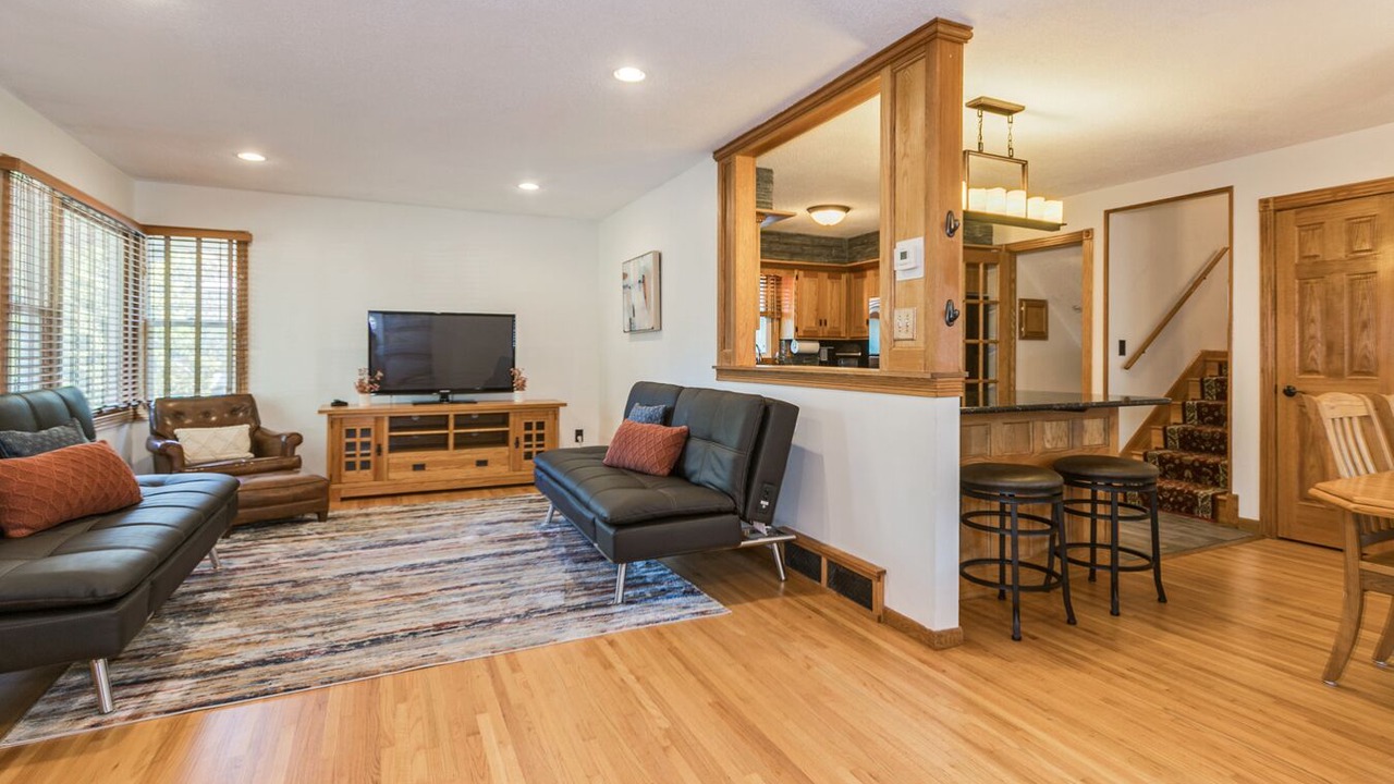 Photo of Livingroom in St. Anthony
