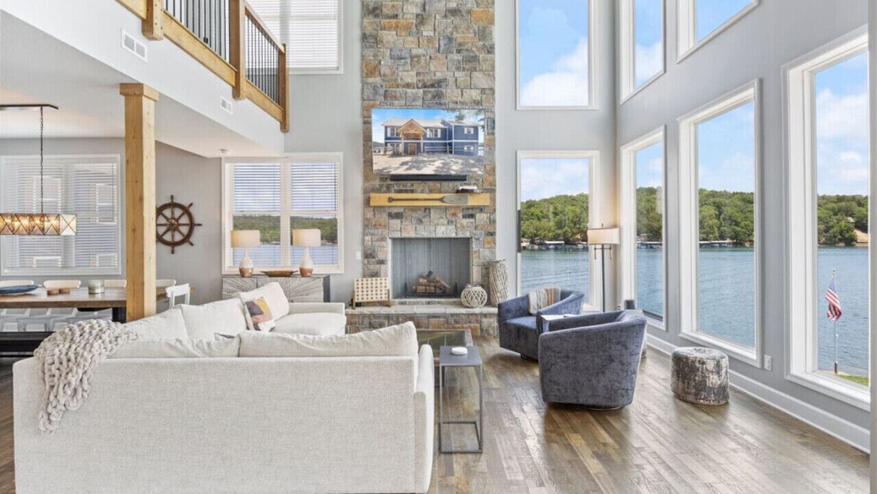 Photo of Livingroom in Gravois Mills