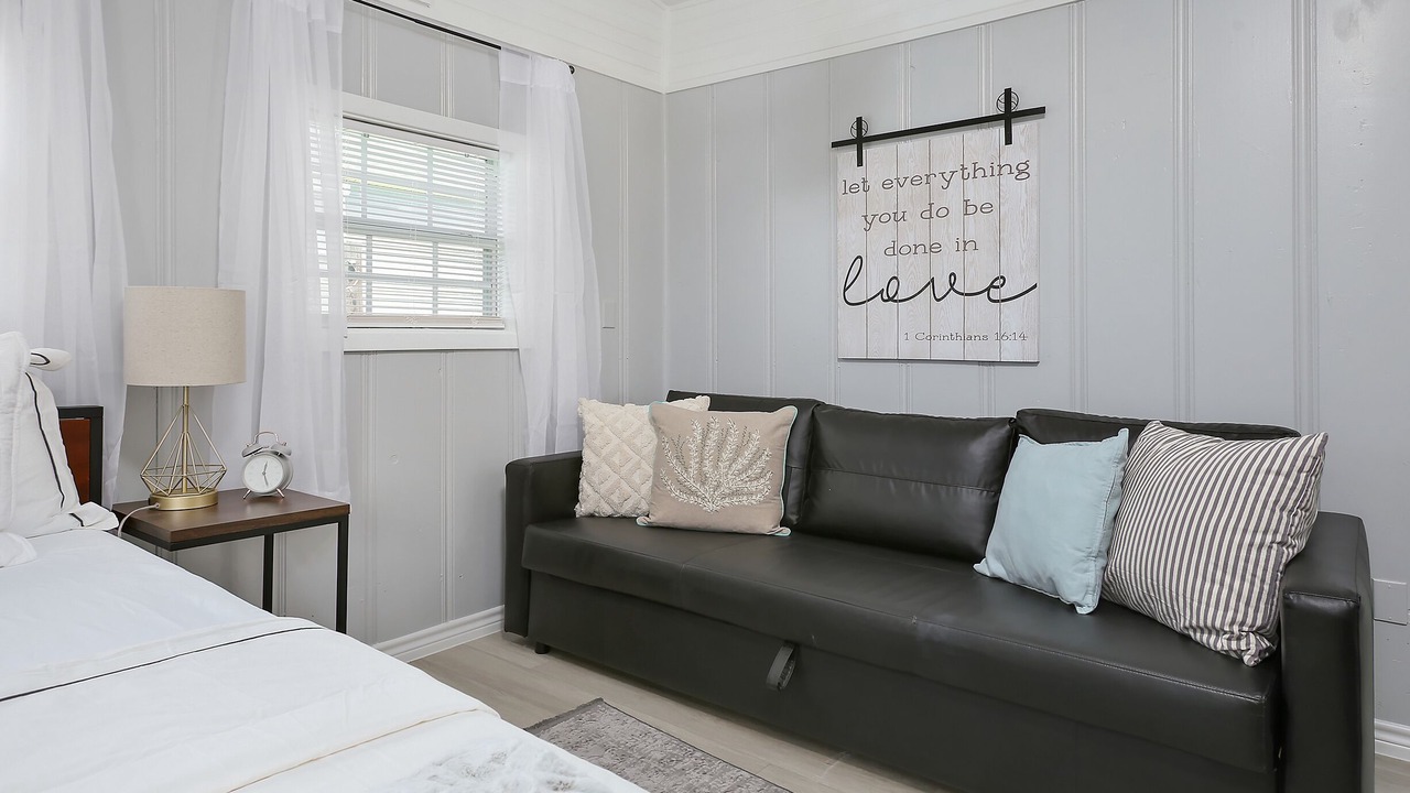 Photo of Bedroom in Surfside Beach