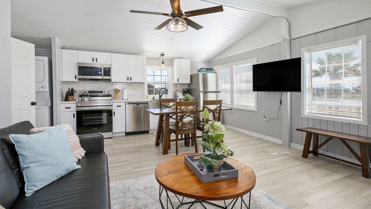 Photo of Livingroom in Surfside Beach