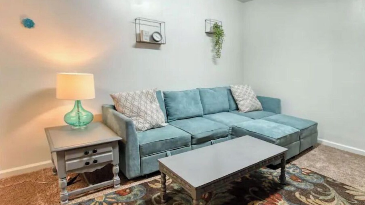 Photo of Livingroom in Andersonville