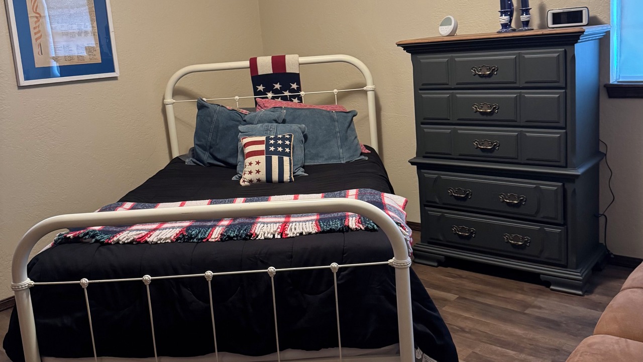 Photo of Bedroom in Ponca City